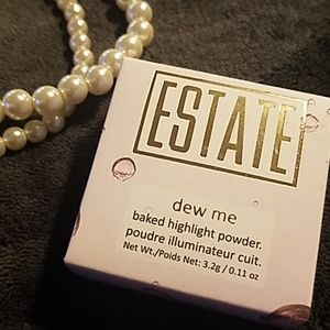 ESTATE baked highlight powder